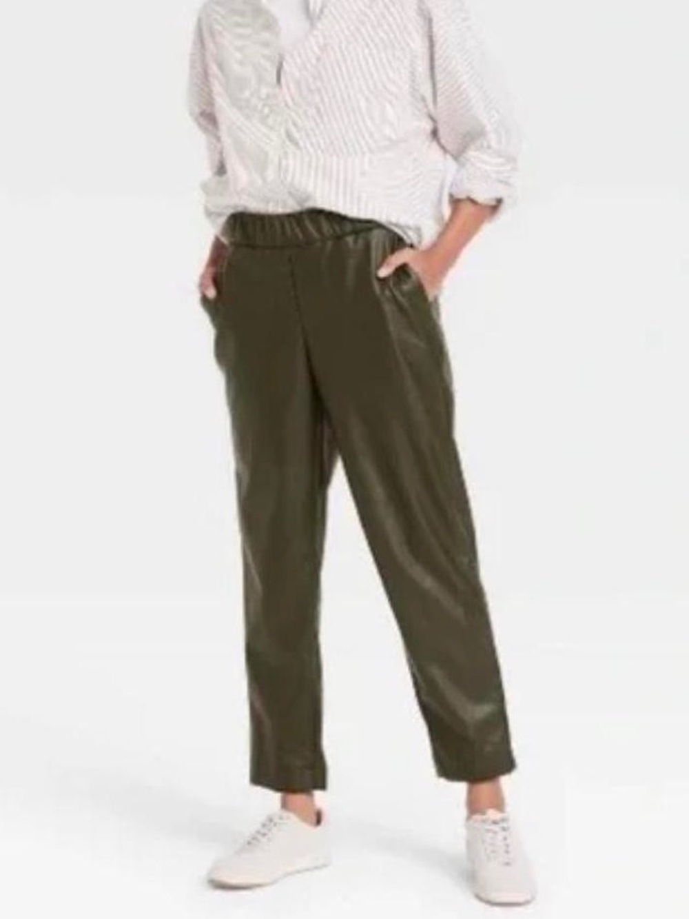 A New Day Green Faux Leather Tapered Pants Women’s Size Large Vegan Leather